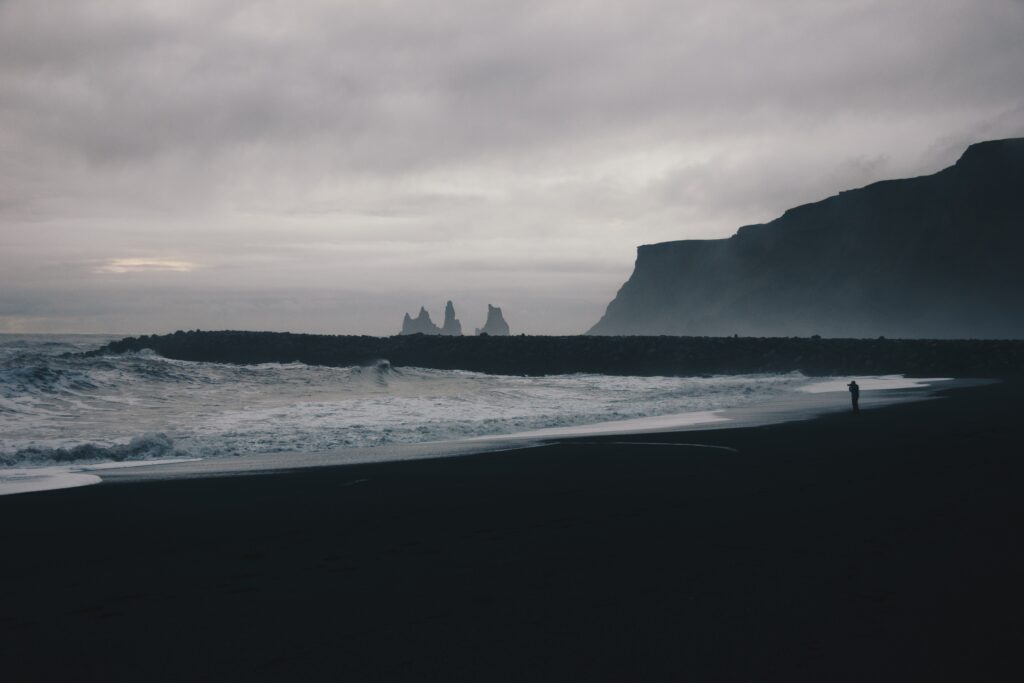 czarna plaża Islandia podróż